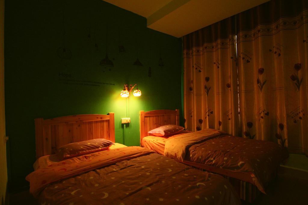 Lan Shan Chu Youth Hostel Yangshuo Oda fotoğraf