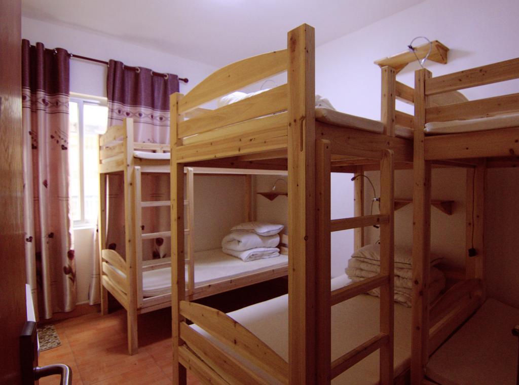 Lan Shan Chu Youth Hostel Yangshuo Oda fotoğraf