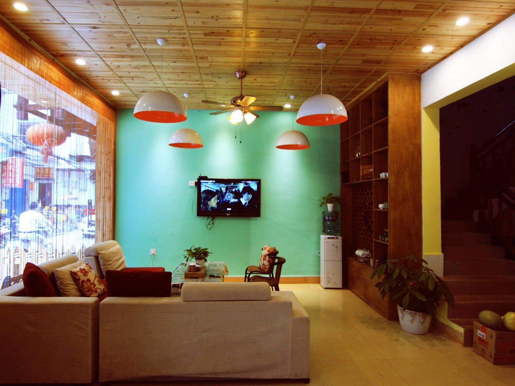 Lan Shan Chu Youth Hostel Yangshuo Dış mekan fotoğraf